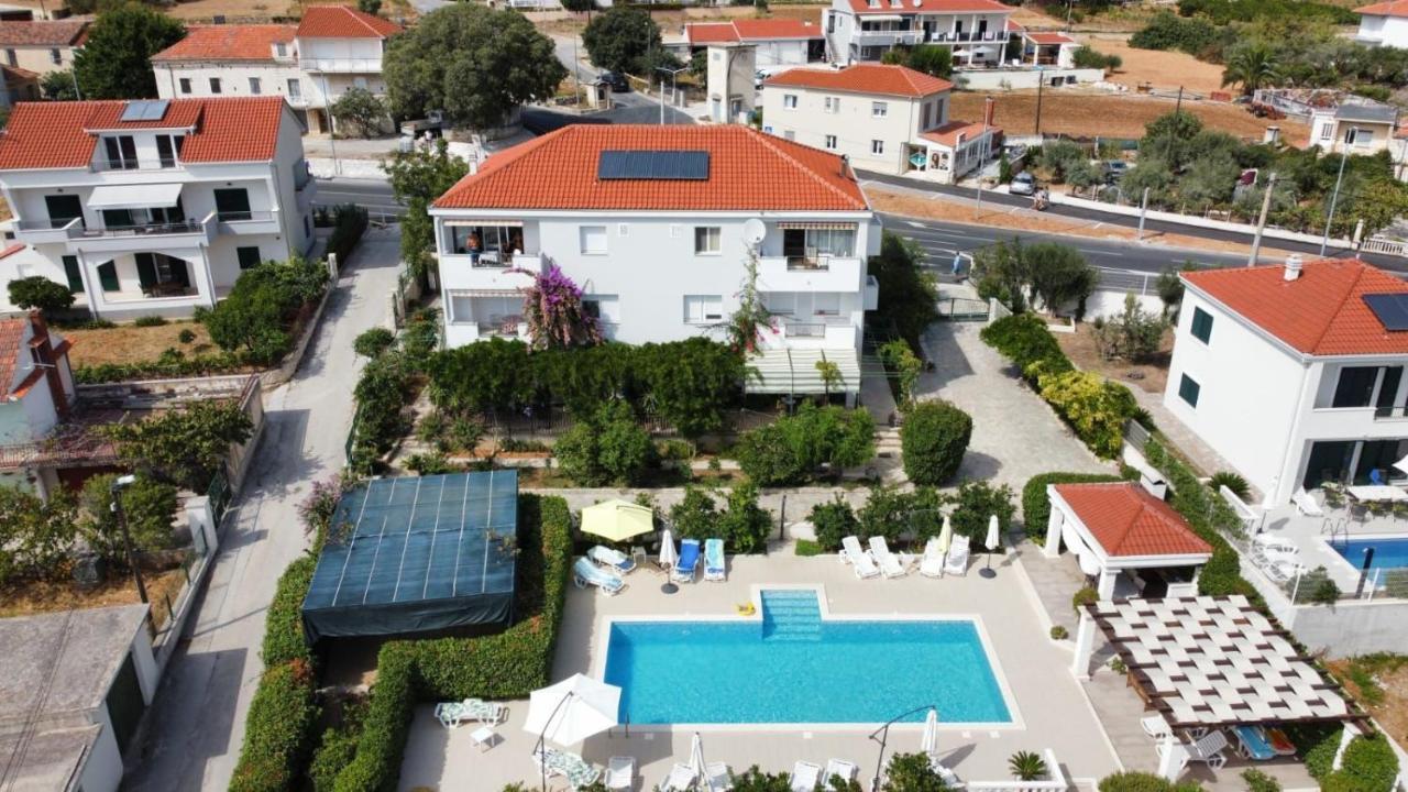 Apartments Zulim Trogir Exterior photo