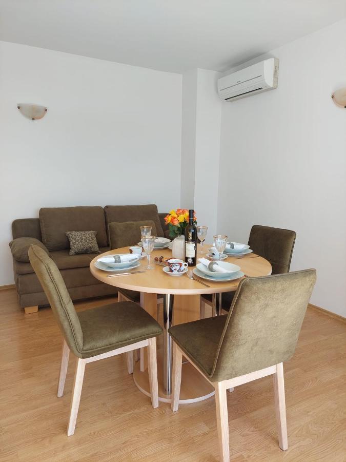 Apartments Zulim Trogir Exterior photo