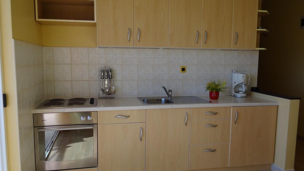 Apartments Zulim Trogir Exterior photo