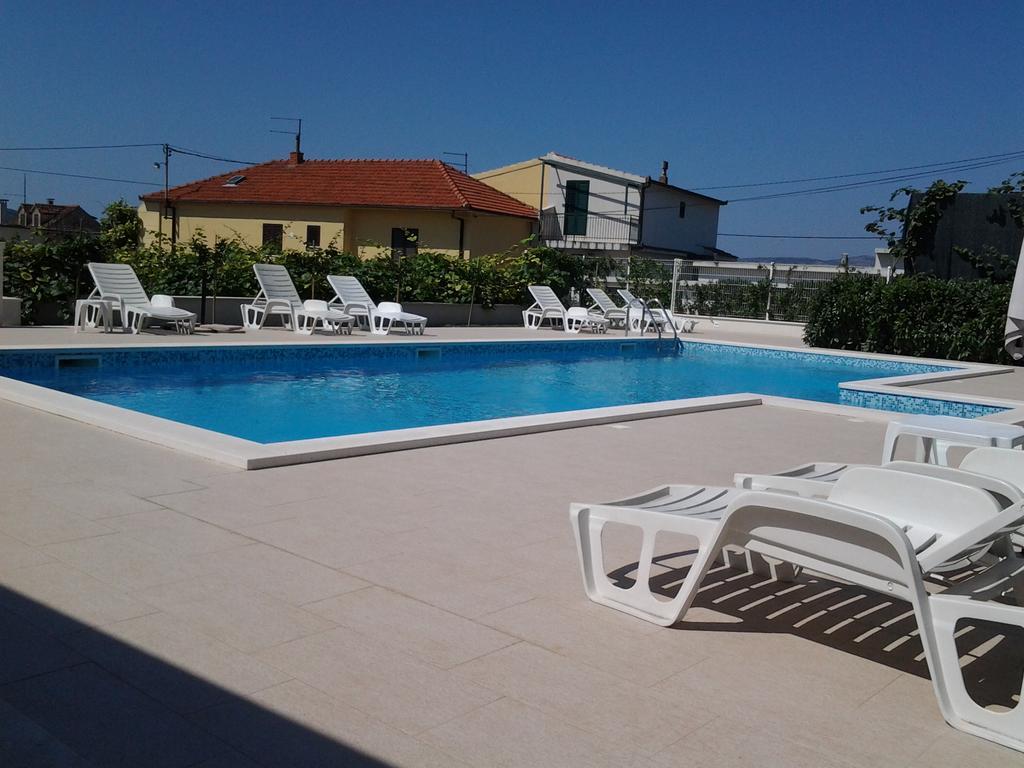 Apartments Zulim Trogir Exterior photo